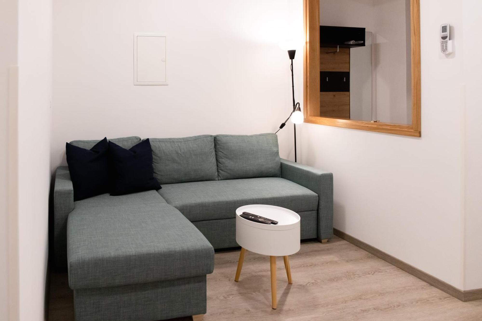 Oliver Street Apartment Віпава Екстер'єр фото