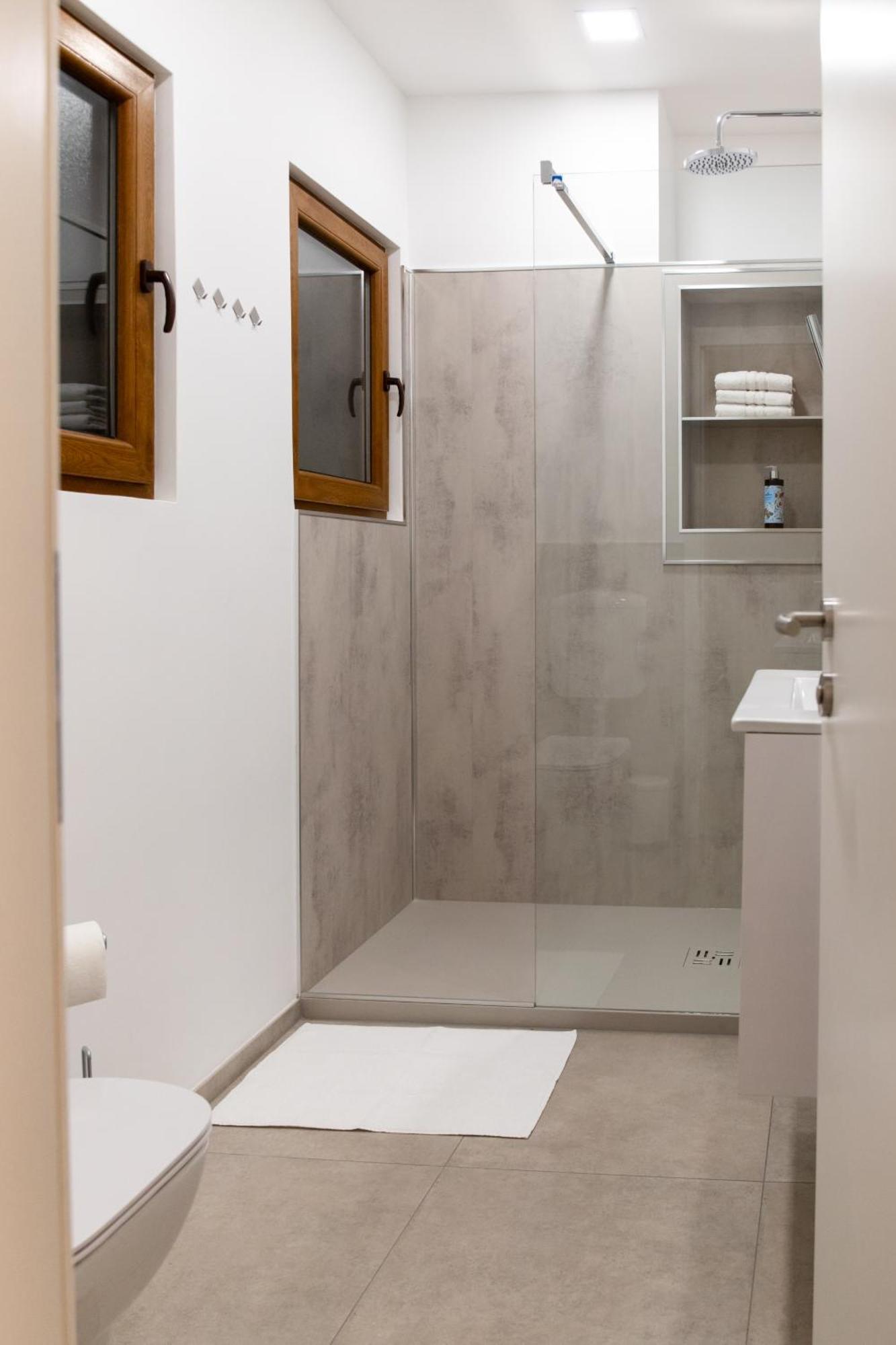 Oliver Street Apartment Віпава Екстер'єр фото